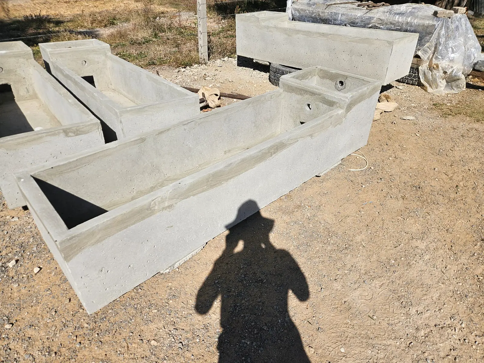 400 litre concrete water trough — additional view